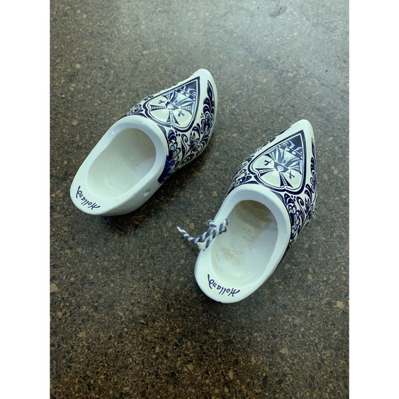 Delft Blue WOODEN DUTCH SHOE w/o PIN CUSHION Collectible Made in Holland - Picture 4 of 12